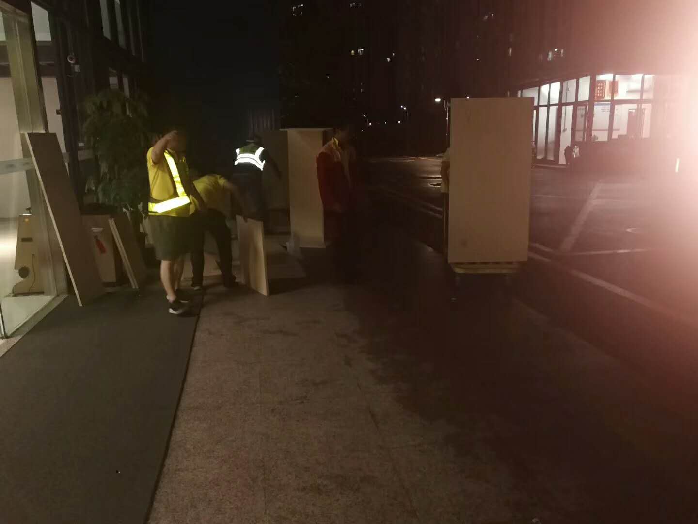 搬家時表達恭賀的方式有哪些