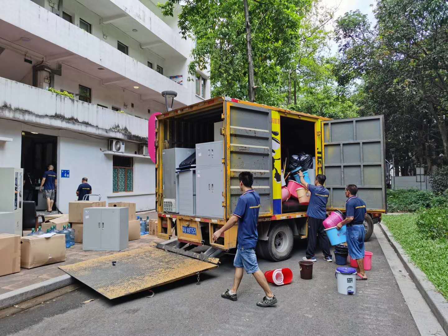 廣州搬家結(jié)束后怎么更方便打掃衛(wèi)生？